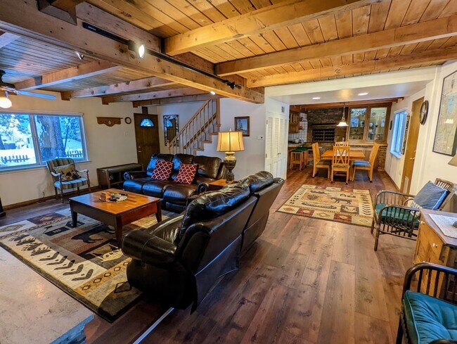 Photo - Pet friendly 4Bd home for a seasonal lease...