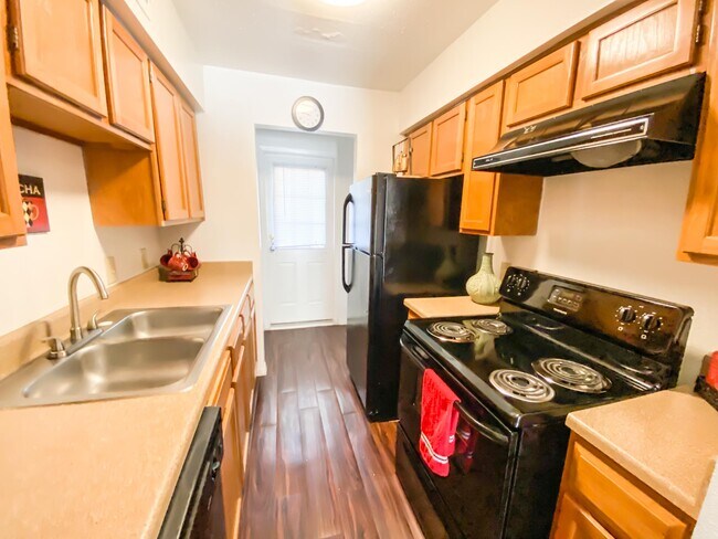 Photo - Trails of Woodlake