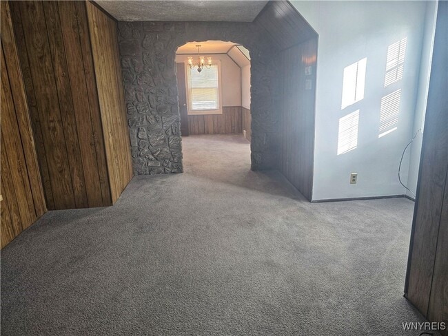 Photo - 190 Clover Pl