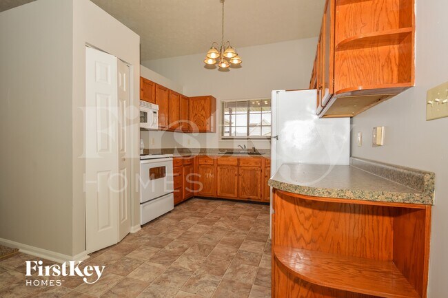 Photo - 4030 Harmony Dr