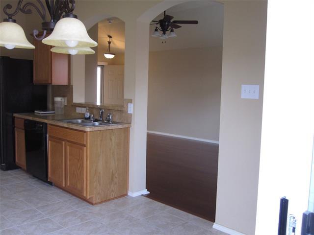 Photo - 609 Twin Knoll Dr