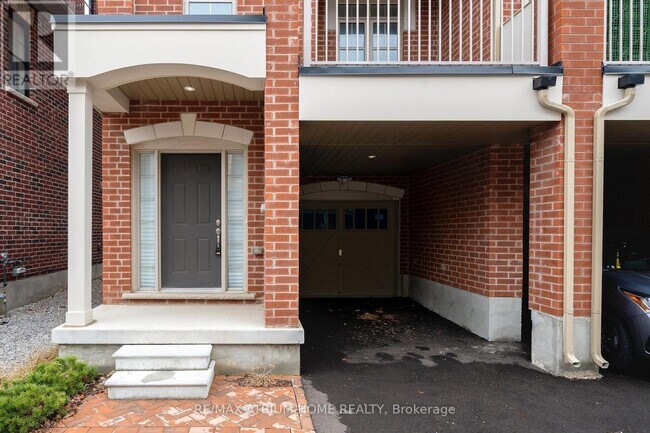 Photo - 9797 Keele St