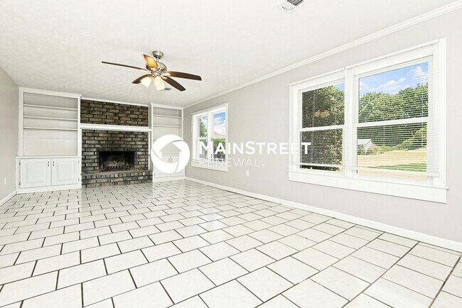 3 Bedroom Pet-Friendly Home in Snellville, GA with Main Street Renewal