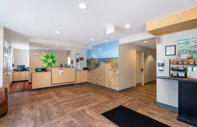 Furnished Studio-Virginia Beach