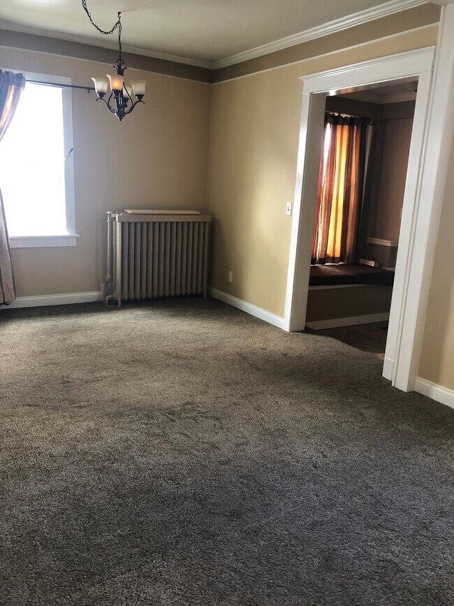 Beautiful 2 bedroom 2 bath stand alone home House Rental in Bismarck