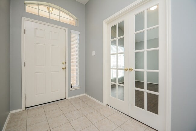 Photo - 24914 Oconee Dr