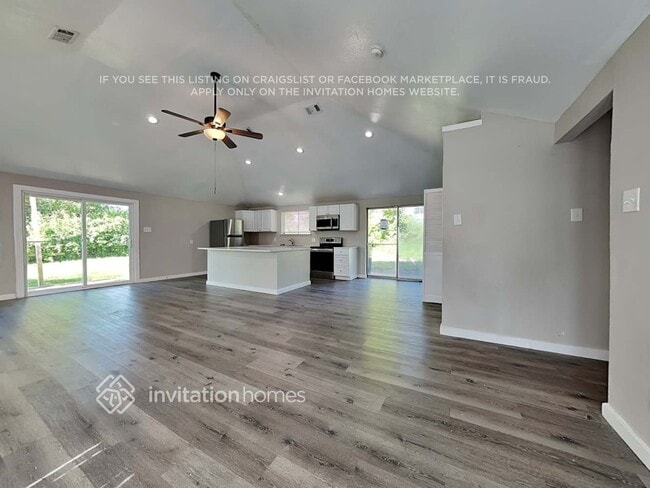 Photo - 380 Alpine Dr
