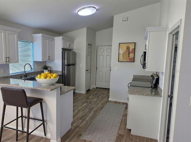 Photo - 7 Olive Cir Loop