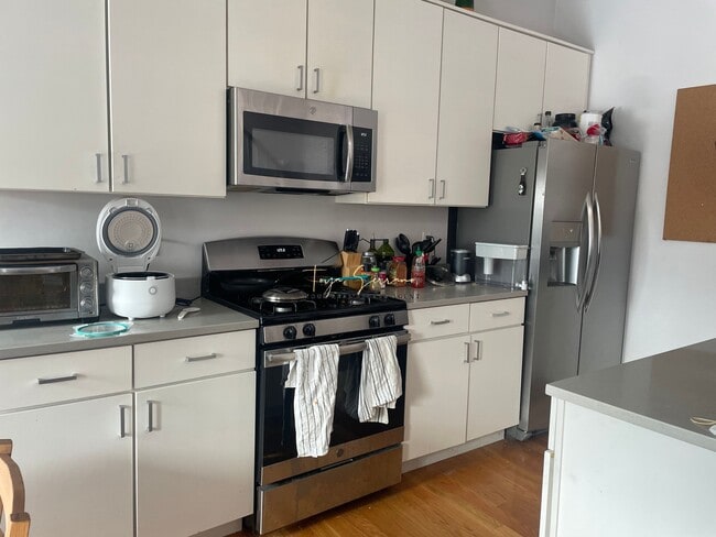 Building Photo - 11 Highland Park Ave Unit 2