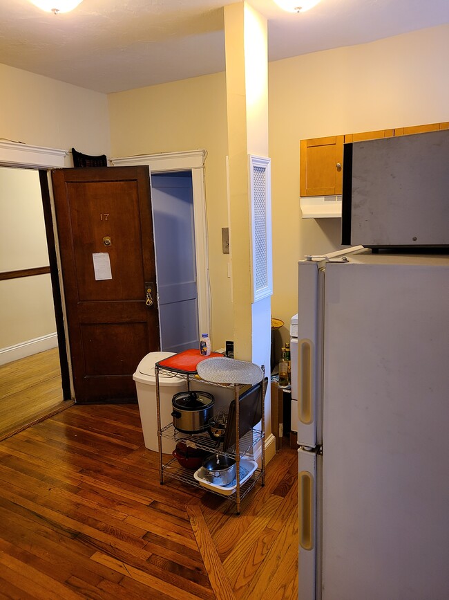 Photo - 1193 Commonwealth Ave