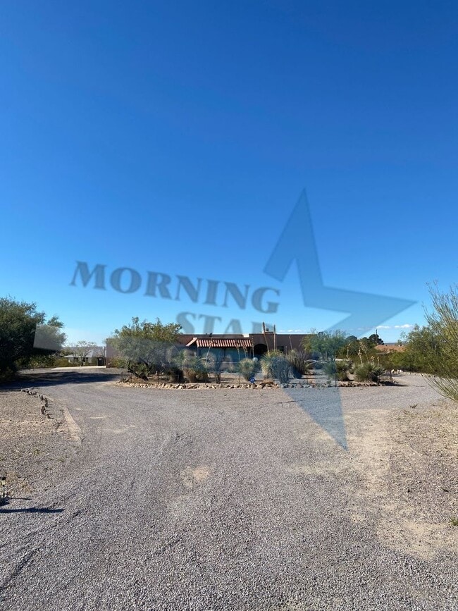 Photo - Spacious 2 Bed - Mountain Views!