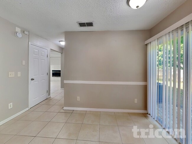 Photo - 12739 Serenade Cir N