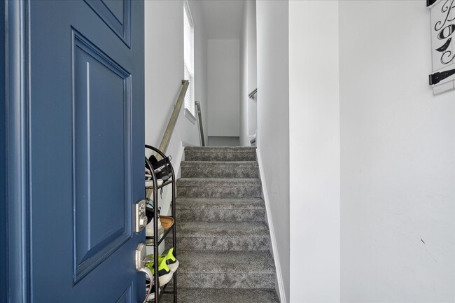 Photo - 208 Laydon Way