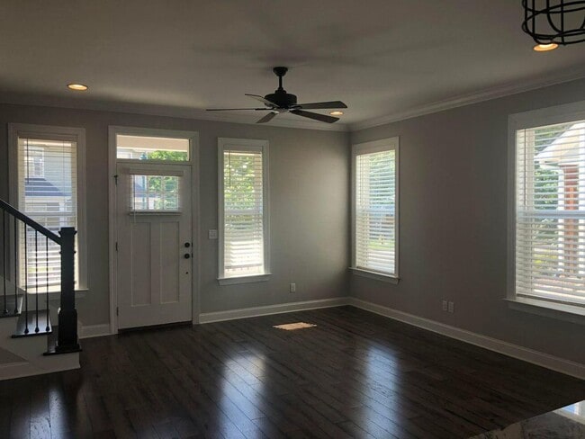 Building Photo - 1531 Washington St