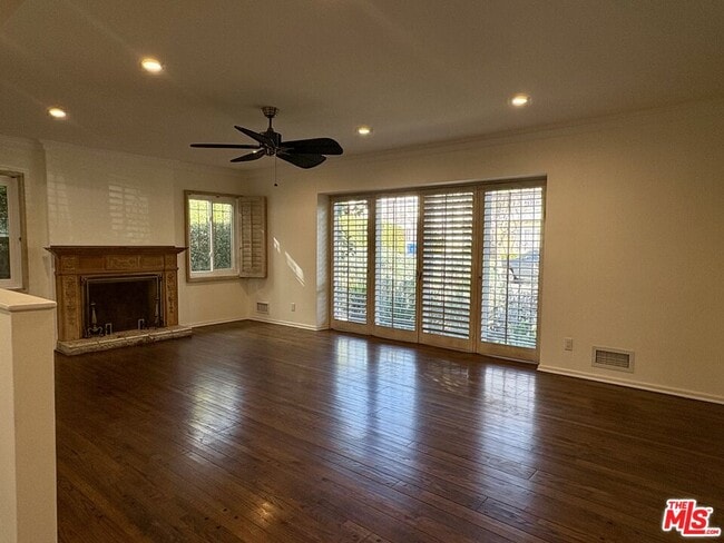 Photo - 333 N Detroit St