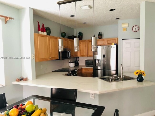 Photo - 1510 Zenith Way