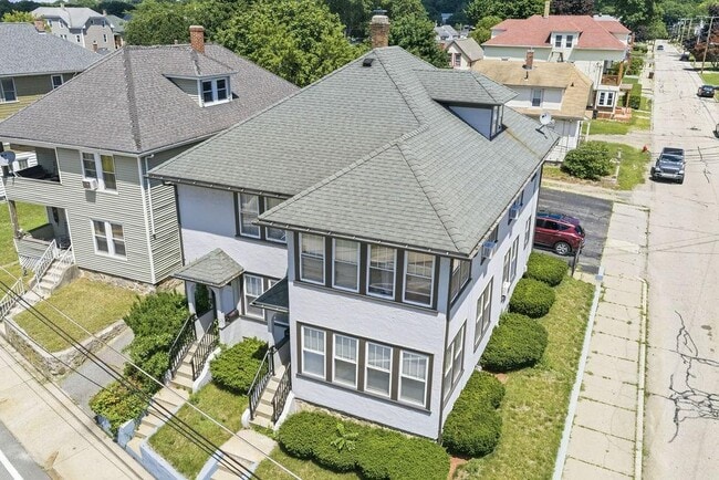 1124 Park Ave Unit 2