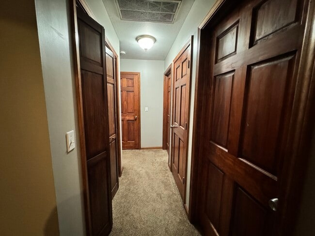 Photo - 22174 Vine St