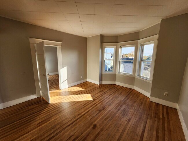 Photo - 111 Metcalf St Unit 3