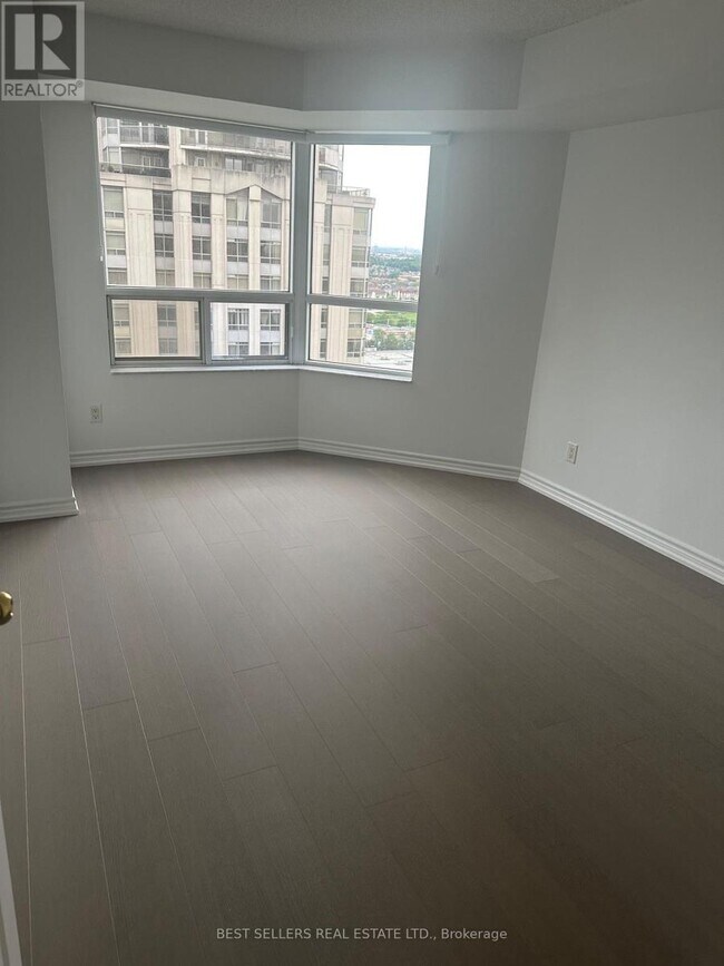 Photo - 25 Kingsbridge Garden Cir Unit 2321