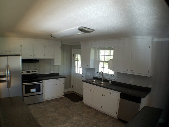 Photo - 245 Hood Rd