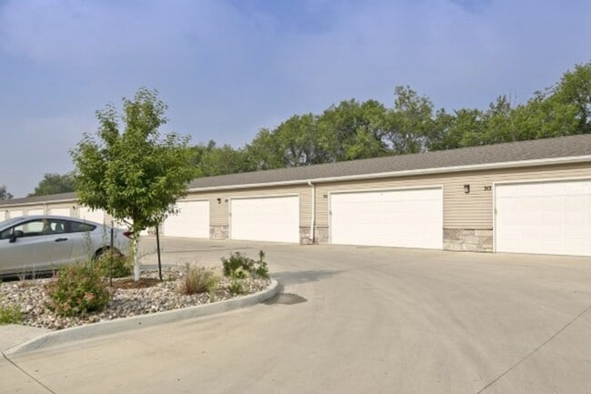 Photo - Encore Apartments