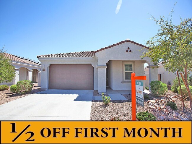 **1/2 OFF FIRST MONTHS RENT!** - **1/2 OFF FIRST MONTHS RENT!** Apartment