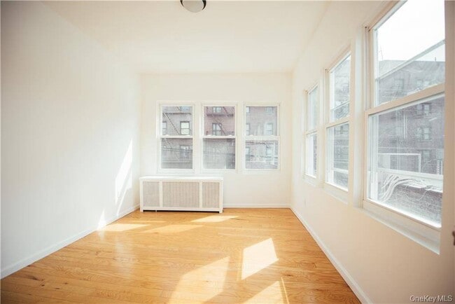 Photo - 1443 Beach Ave