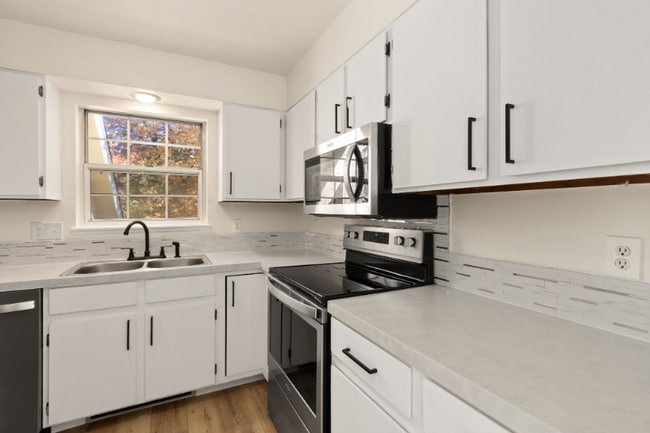 Photo - 1300 W Stuart St Unit 2