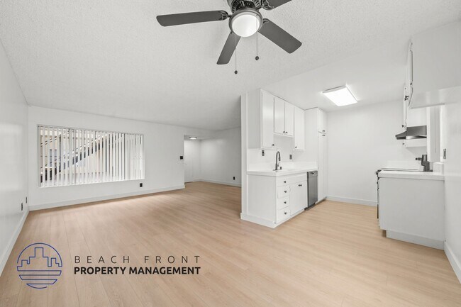 Photo - 925 N. Inglewood Ave.