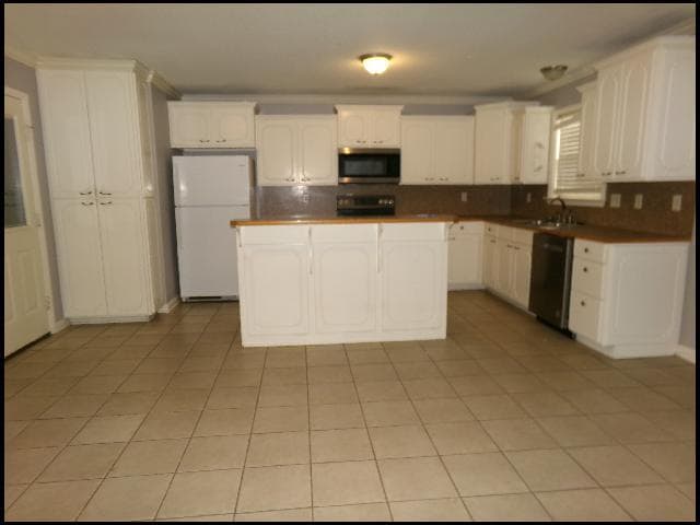 Photo - 339 Weathering Ln