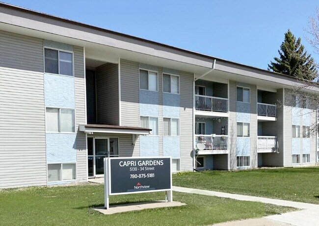 Photo - Capri Gardens