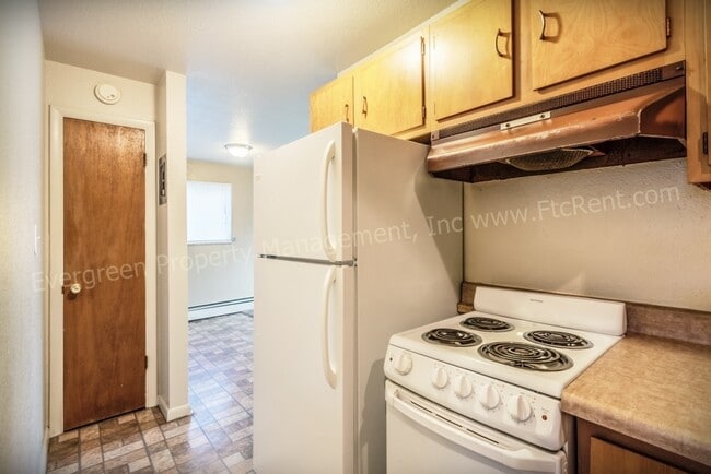 Photo - 1301 Burton Ct Unit 4