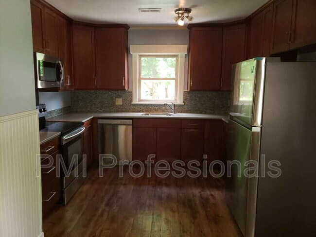 Photo - 429 2nd Ave