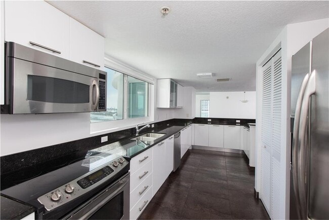 Photo - 1800 N Bayshore Dr Unit 1901