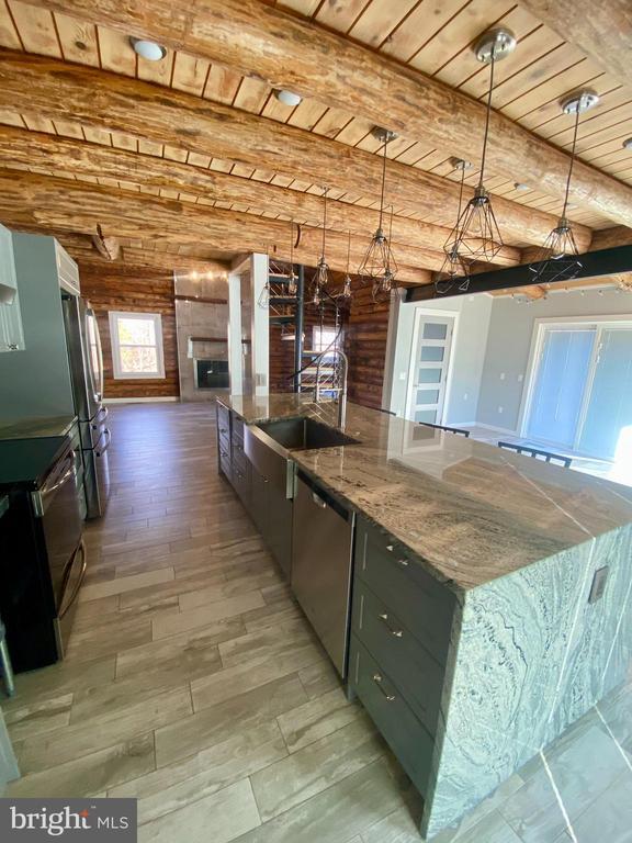 Photo - 112 England Run Ln