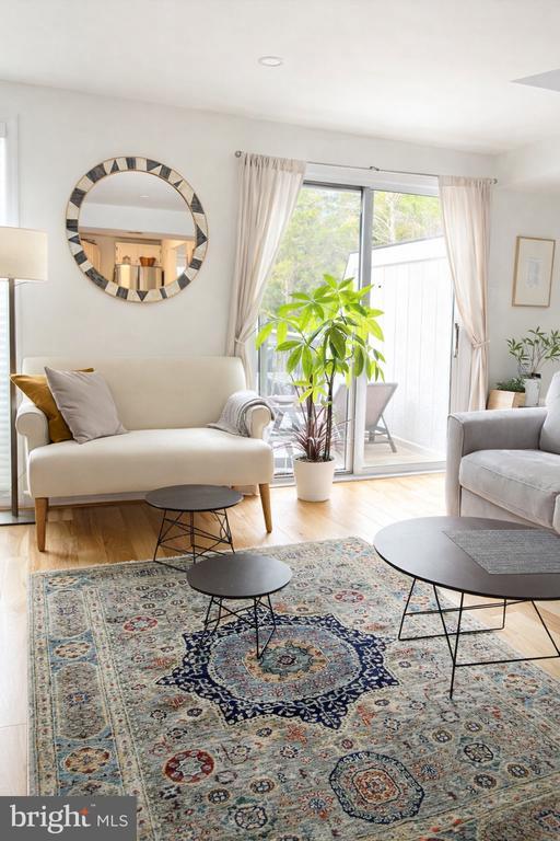 Photo - 1704 Quietree Dr