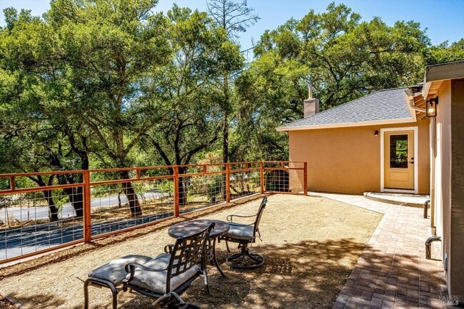 Photo - 9342 Chalk Hill Rd