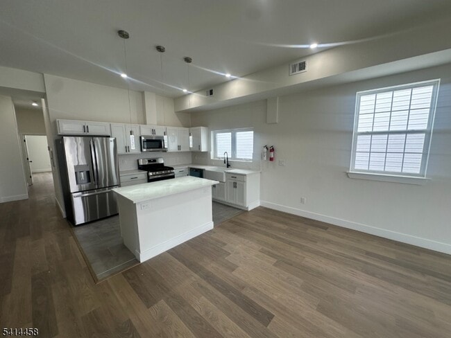 Photo - 14 Nelson Pl Unidad 2