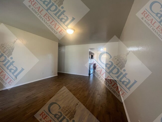 Photo - Beautiful 4 Bedroom