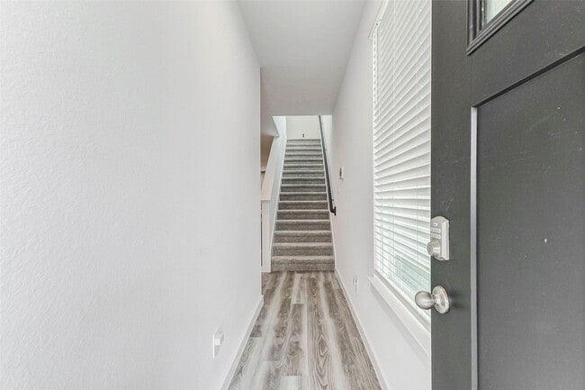 Photo - 12318 Basilwood Dr