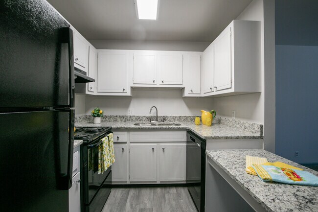 Photo - Covenant Crossing