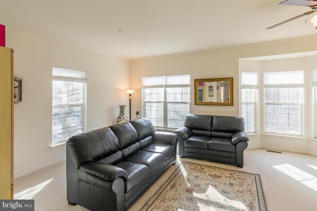 Photo - 2715 Summers Ridge Dr