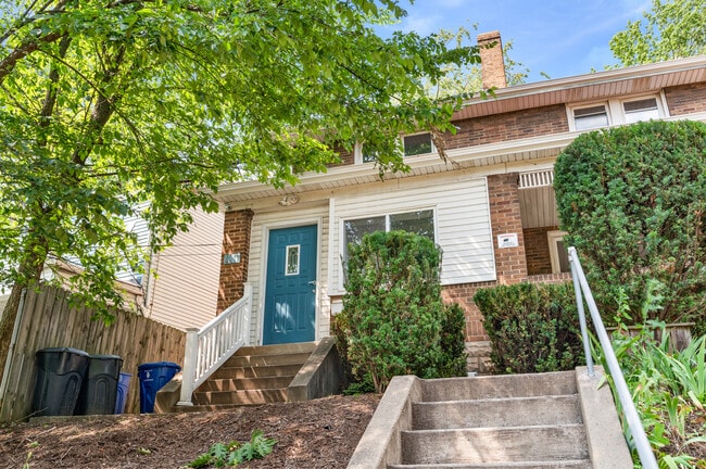 Photo - 6217 Monitor St