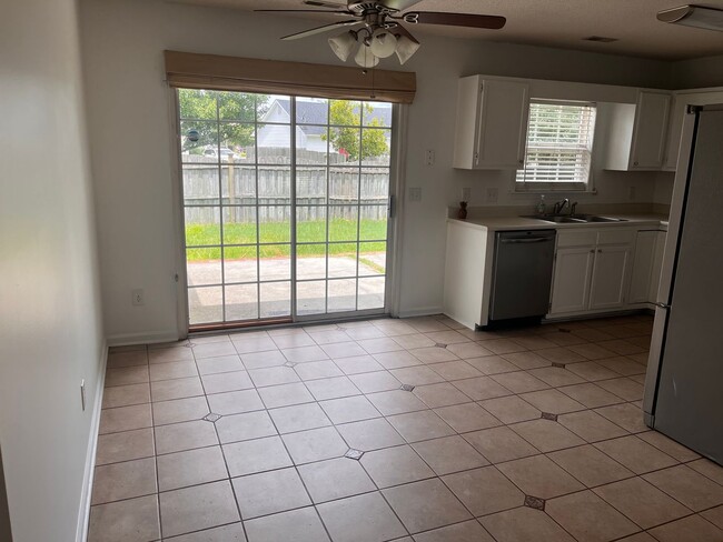 Photo - Alamosa Place