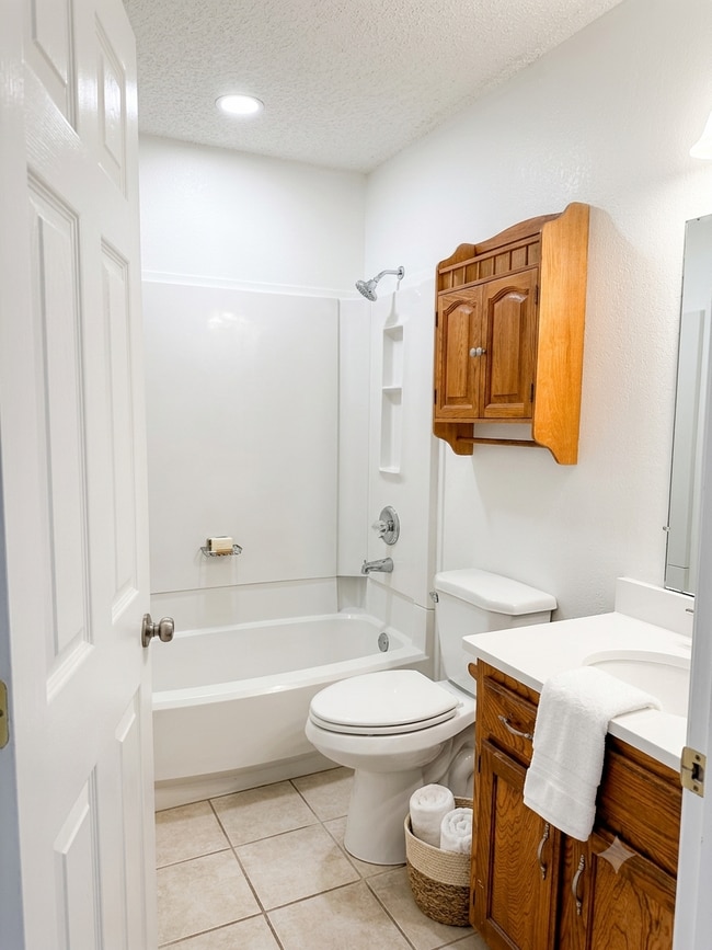 Photo - 720 Long Ct