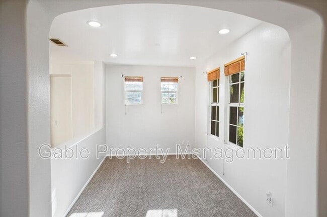 Photo - 27210 Valderrama Dr