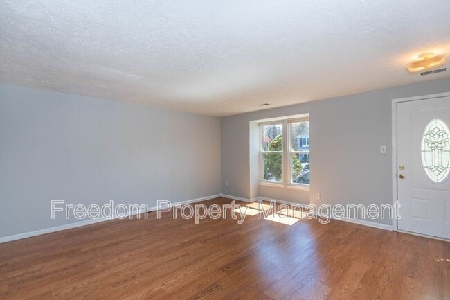 Photo - 4686 Hercules Ln