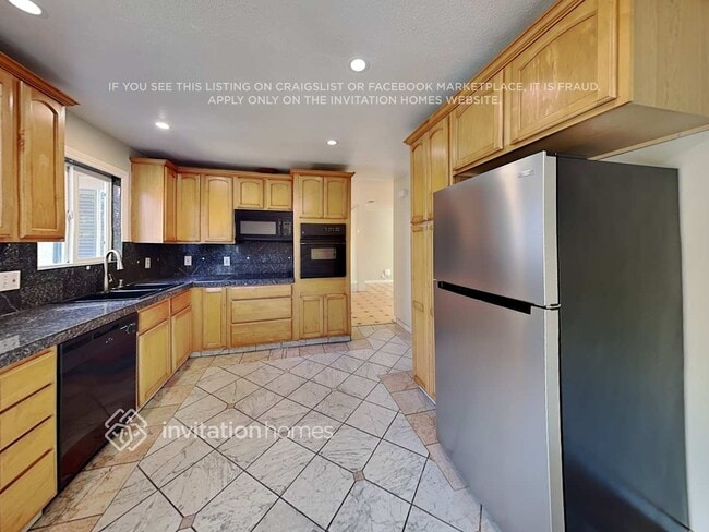 Photo - 182 Hastings Ave