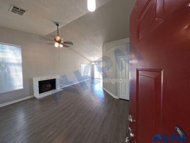 Photo - 663 Stoneridge Ct Casa